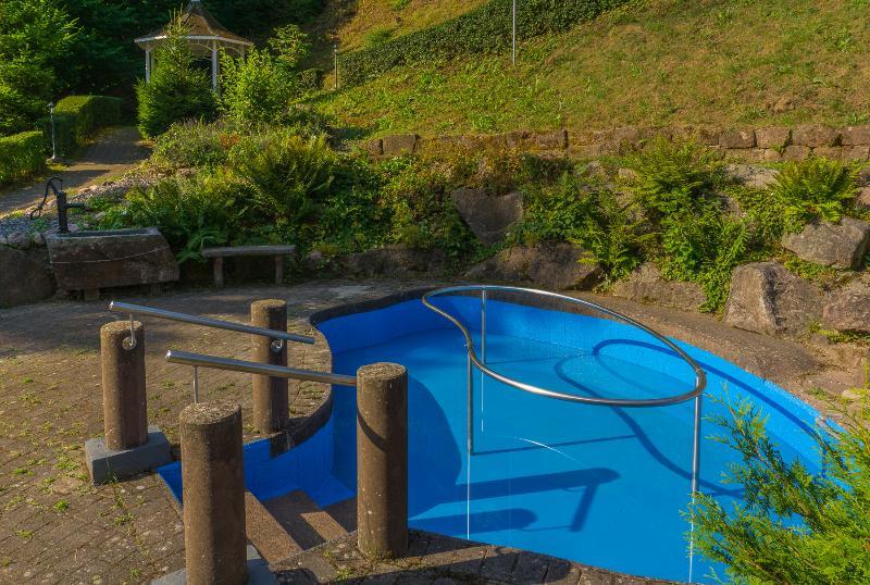 Kraehenbad 3*